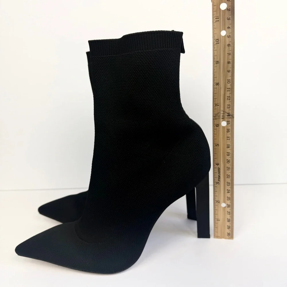 Schutz Ammie Pointed Toe Booties Ankle Boots Size 9.5 Black Knit